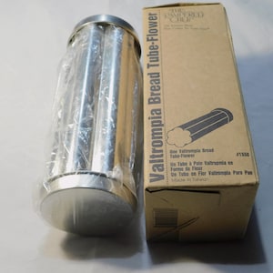 Vintage Collectible Pampered Chef Bread Tube Flower