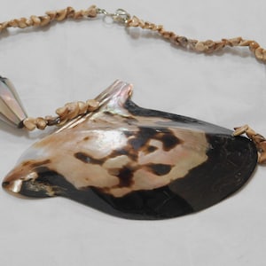 Vintage Collectible Abalone Shell Necklace