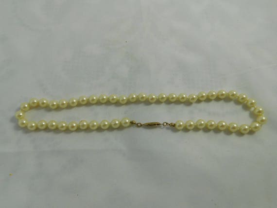 Vintage Avon Faux Pearl Necklace - image 5