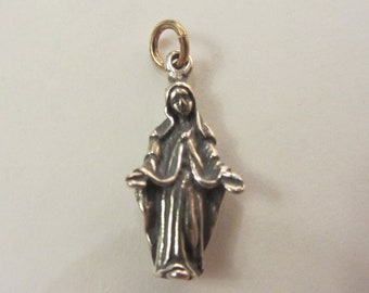 Sterling Silver 3D Virgin Mary Religious Charm Pendant - 2.53 Grams - Please See Photos