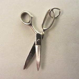 New Sterling Silver 3D Movable Scissors Charm Pendant - 1.54 Grams - Please See Photos