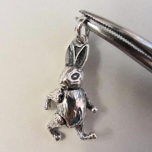 New Sterling Silver 3D Movable Heavy Bunny Rabbit Charm Pendant - 3.77 Grams - See Photos