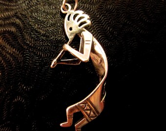 Nuevo colgante Kokopelli grande de plata esterlina en 3D, nativo americano - 3,72 gramos - Ver fotos