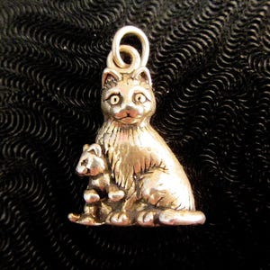 Sterling Silver 3D Heavy Cat & Kitten Charm Pendant - 5.86 Grams - Please  See Photos