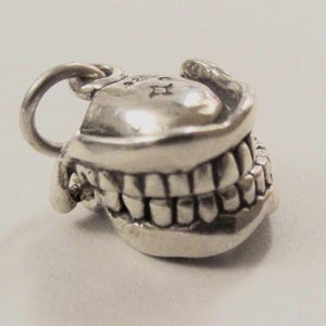 Sterling Silver 3D Movable Teeth Dentures Charm Pendant - 3.60 Grams - See Photos
