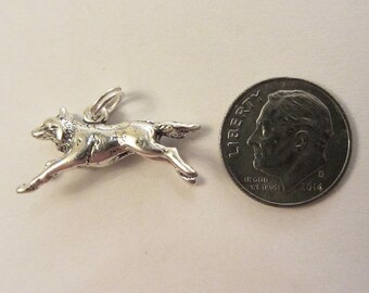 New Solid Stering Silver 3D Running Wolf Charm Pendant - 3.78g