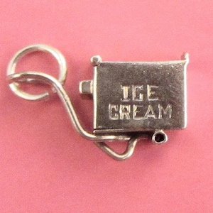 Sterling Silver Vintage 3D Ice Cream Cart Charm - 1.21 Grams - Please See Photos