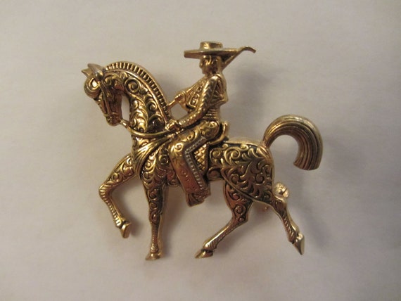 Spanish Damascene Horse Rider Brooch & Ornate Cli… - image 3