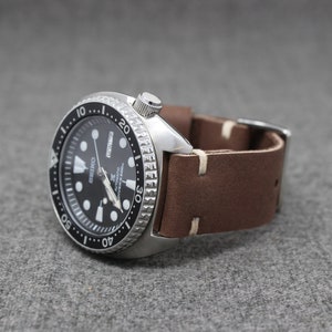 Leather Watch Strap | Horween Hot Chocolate Dryden Leather Watch Band | The Hudson Strap