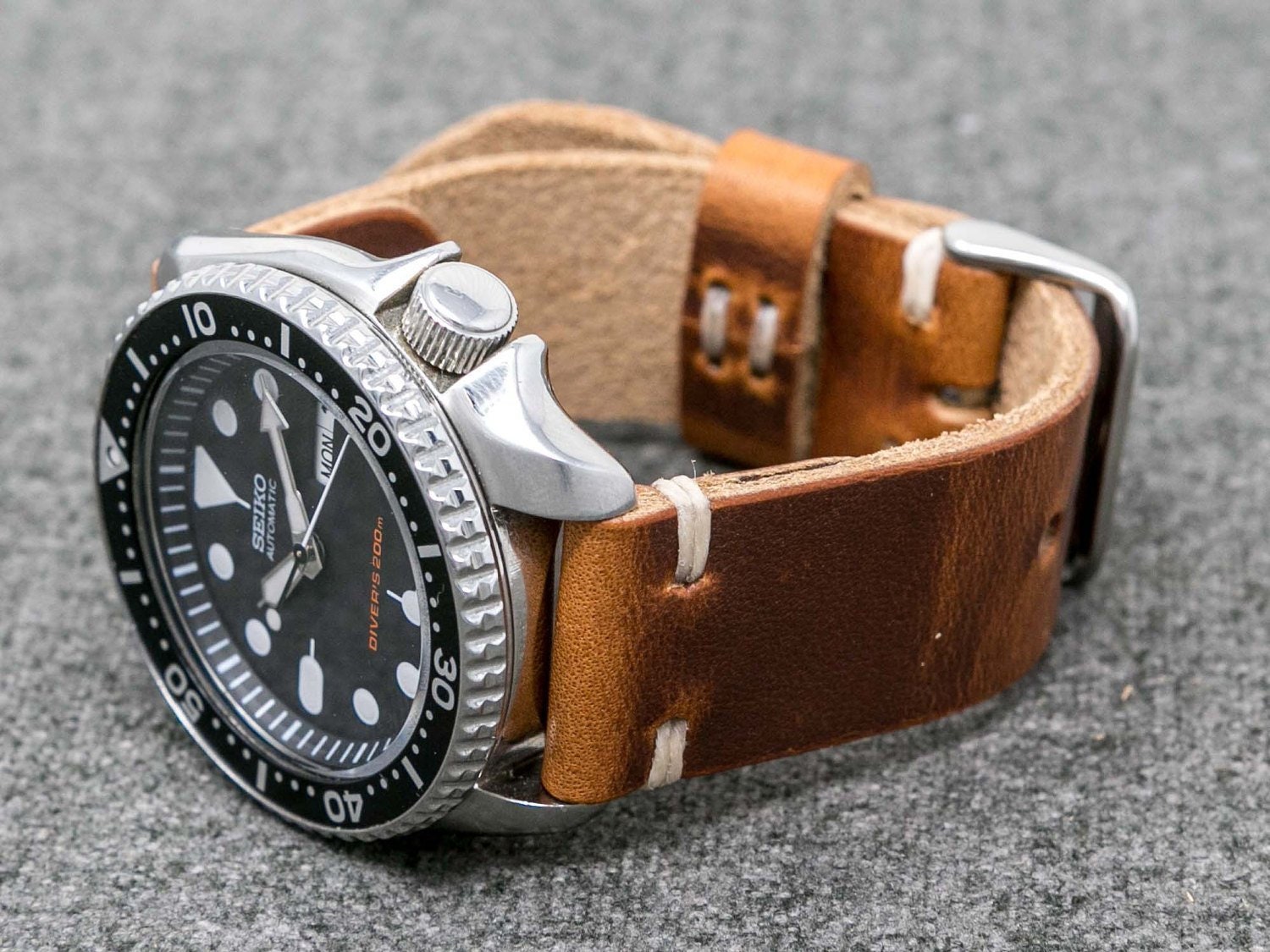 ThreadedLeatherCo Vintage Style Leather Watch Strap
