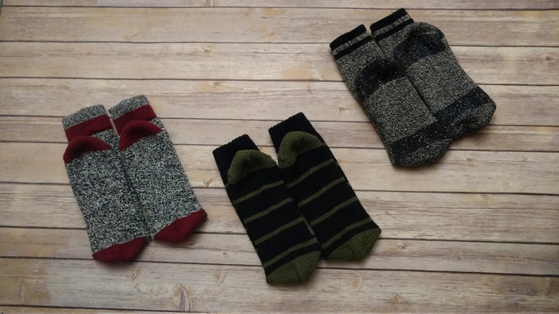 Mother/'s day gift If you can read this socks Beer Socks Father/'s day gift Novelty socks Wine Socks If You Can Read This Bring Me Wine