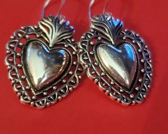 Milagros Earrings, Sacred Heart Earrings, Boho jewelry, Silver color earrings, Corazon Earrings, Heart earrings, Boho Earrings, Spiritual