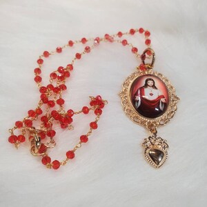 Religious Pendant Necklace, Jesus Necklace, Catholic, Christ the King Necklace, Savior, Worship, Sacred Heart Necklace, Ex Votos, Milagros