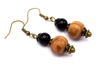 ETHNICFEATHER - Earrings made of olive wood and black agate, gift woman.