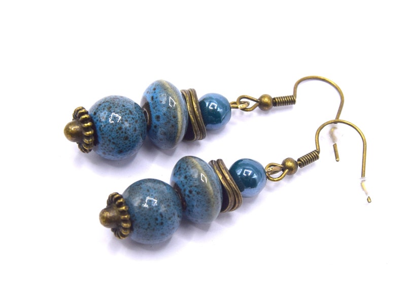 Boucles d'oreilles bleues en céramique, Boho chic, cadeau femme, anniversaire image 1