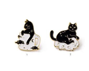 Broche pins chat noir sorcière wicca Halloween, 2 modèles tasse et crânes