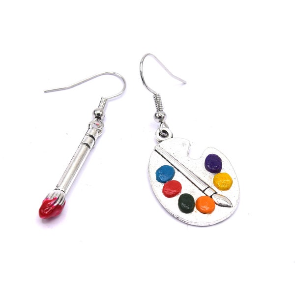 Boucles d'oreilles fantaisies artiste peintre, palette de peintures et pinceau