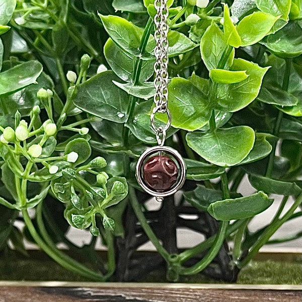 Mini Natural Lobular Red Sandalwood Fidget Spinner Necklace