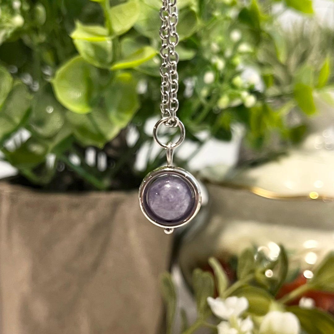 Mini Purple Jade Fidget Spinner Necklace - Etsy
