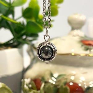 Mini Black Hematite Fidget Necklace