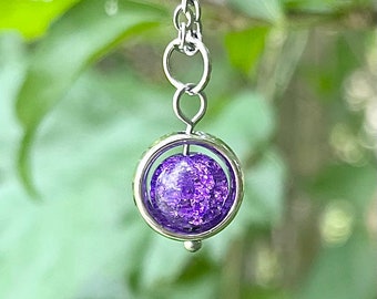 Mini Dark Purple Crackle Glass Spinner Necklace