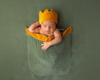 Little Prince, Crown and  Backdrop with a pocket. Newborn photo props