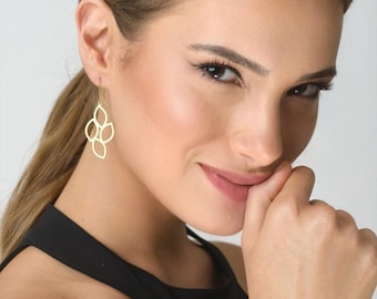 Orecchini pendenti minimalisti a forma di foglia placcati oro 24K