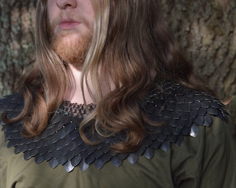 Fantasy Scalemaille Mantle Shoulderpiece