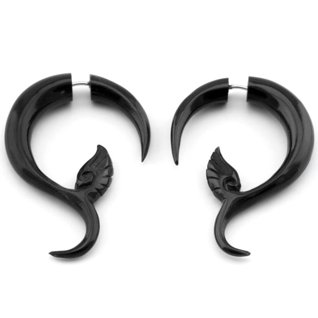 Black Dragon Vein Organic Stone Ear Gauges - So Scene