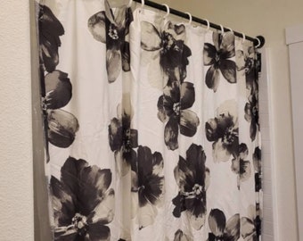 Industrial Iron Pipe Shower Curtain Rod, Urban Modern Curtain Rod, Rustic Shower Curtain, Custom Cut NON-RETURNABLE