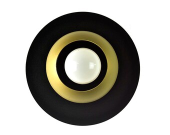 BALL - Elegante lámpara de pared Gold Ball con pantalla negra de disco / Decoración contemporánea del hogar