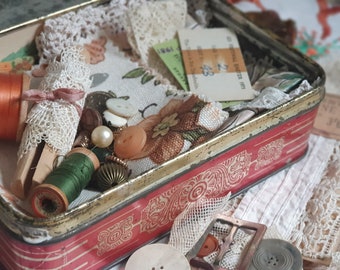 Vintage Tin of Autumn Tone Vintage Fabrics,Antique & Vintage Lace Pieces,Vintage Buttons,Old Ephemera Haberdashery,Autumn Gatherings Journal