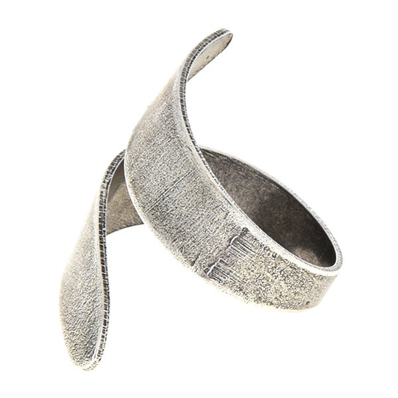 3 PCS of Open plain metal ring with wavy ends