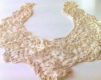 Vintage Extremely Fine Maltese Lace Collar