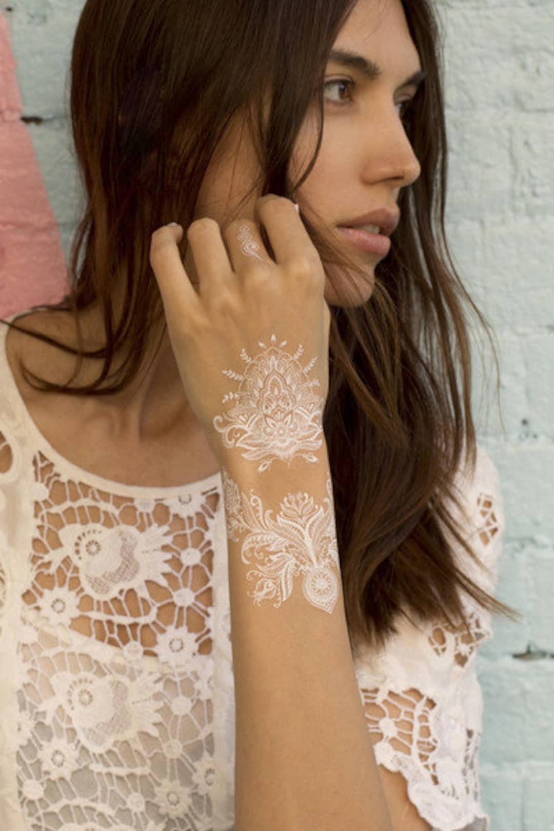 24 jaar vriendschap in een beetje inkt en een opknappertje van een oude  tattoo. Groot of kleine tattoo's, korte of lange sessies. Elke klant, elke  reden achter een tattoo is voor mij, image size:1080x1620