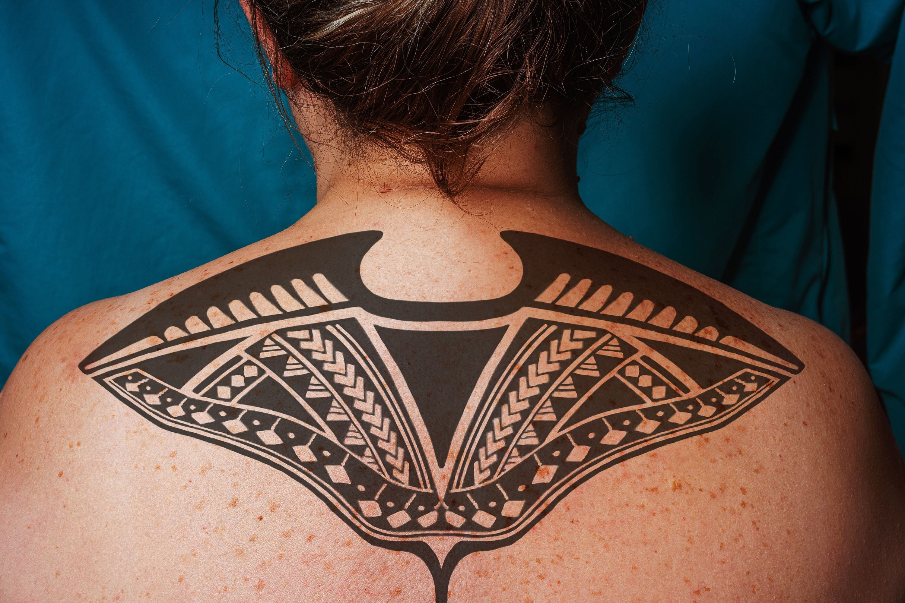 Tatuajes polinesios espalda fotos