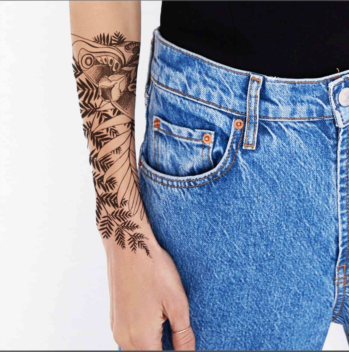 The Last Of Us 2 Ellie Temporary Tattoo for Cosplayers, 4 Different Sizes