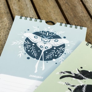 Wall Birthday Calendar Color, Perpetual Calendar, Perpetual Birthday Calendar, Wildlife Birthday Calendar, Gift for Nature Lover