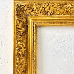 Vintage Baroque Ornate Antique Gold Wood Frame Fits 11x14
