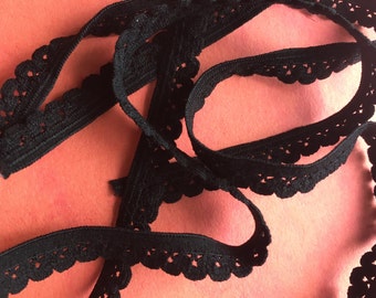 E0000008 Black Lingerie Elastic with Scalloped Edge 5m Lots