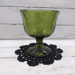 1970&#39;s Indiana Colony Glass Harvest Green Paneled Octagonal Stemmed Planter, Vintage Stemmed Green Candy or Nut Dish
