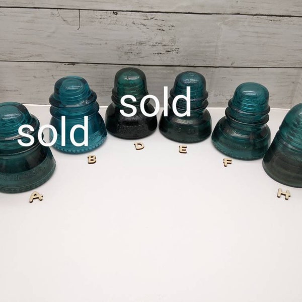 Hemingray No. 40 Large Aqua Blue Insulator, H.G. Co. Large Aqua Blue Insulator, Antique Telegraph Telephone Insulator