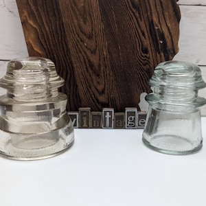 Vintage Armstrong&#39;s DP1 Double Petticoat Clear Insulator CD 154, Kerr No 2 Single Petticoat Clear Insulator CD 122