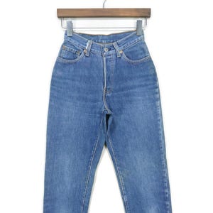 Vintage Levi&#39;s 501 Jeans Size W24 L31.5 Made in USA 90s 17501-0115 Denim