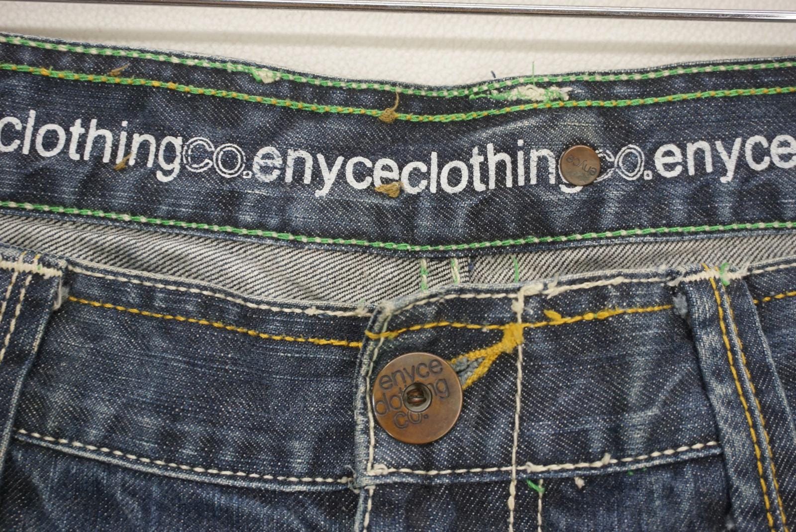 ヴィンテージ ENYCE 刺繍入りバギージーンズ、Y2K ヒップホップ 
