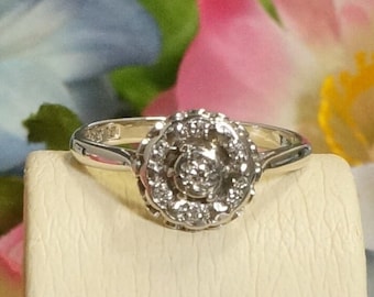 Vintage 0.15ct Diamond 18K White Gold Halo Ring