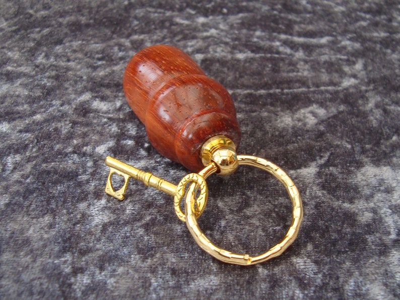 *Hold key to your heart PADAUK WOOD KEYRING*10ct gold plated keyring*Woodturning*Gift for wood lover birthday anniversary 5th is wood