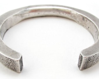 Rare 19th-Century Hmong or Mien Tribal Antique Solid Sterling Silver Heavy Bangle Bracelet, Northern Thailand.