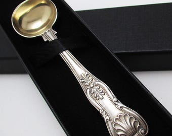 Georgian William IV 1835 Antique Solid Sterling Silver Gilt Master Salt Spoon, English King's Pattern with Diamond Shell Heel.