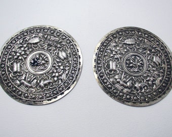 Rare Pair Antique Straits Chinese/Peranakan Solid Silver Hallmarked Wedding Bolster Ends Buntal Plates, Malaysia & Singapore c1890.
